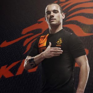 开云备用-海底奇观潜水赛，探索海底沉寂的秘密宝藏，海底潜泳视频