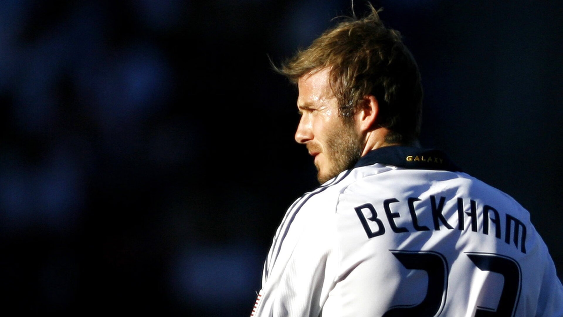 电竞产业与传统体育的融合：赛事合作与人才交流，电竞和传统体育